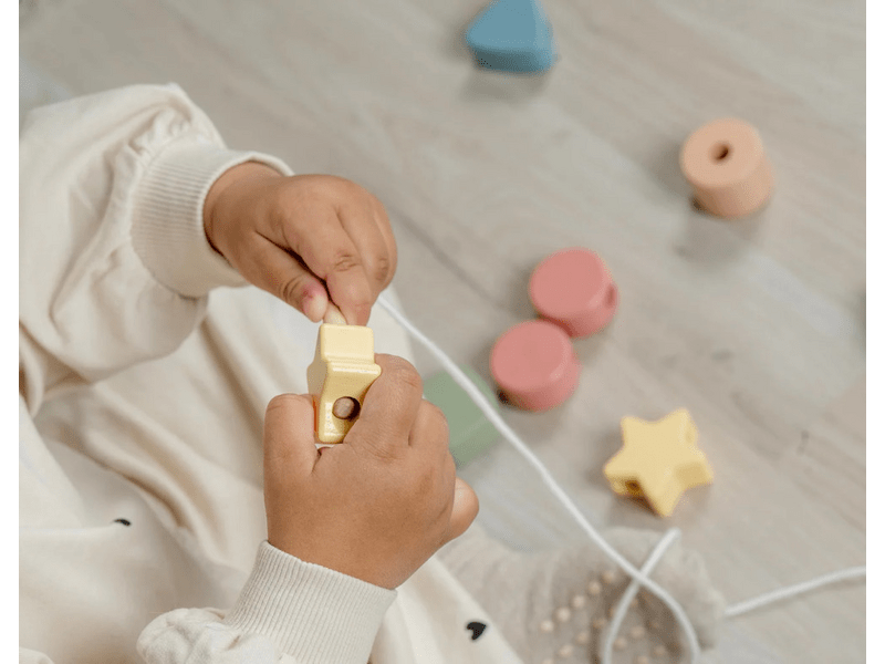 Montessori fejlesztő játékcsomag 18-24 hónapos babáknak (T293)