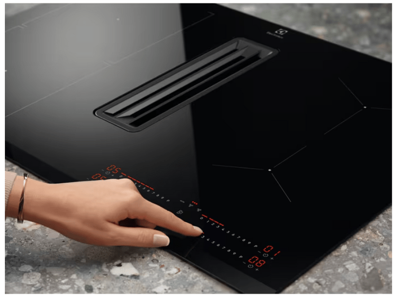 Electrolux KCC83443 Bridge 600 eXtractor indukciós főzőlap beépített páraelszívóval