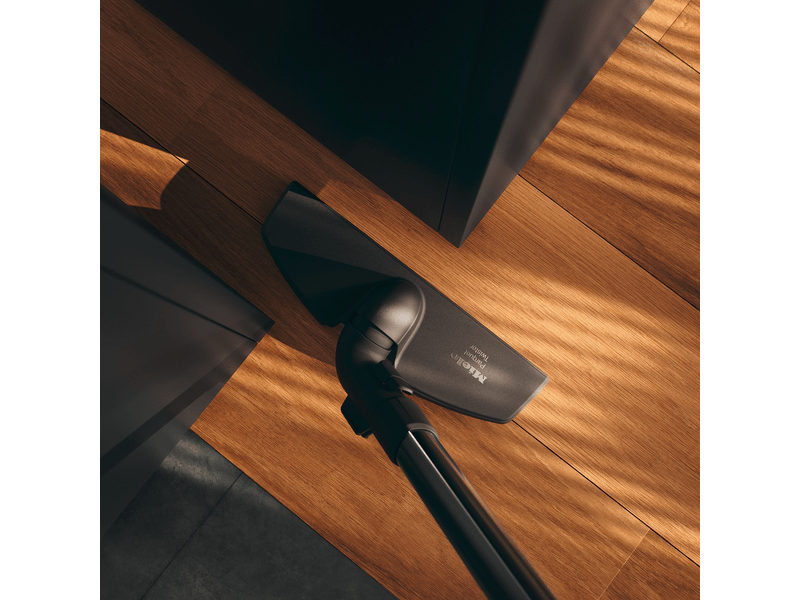 Miele Complete C3 125 Gala Edition Porzsákos porszívó, szedervörös