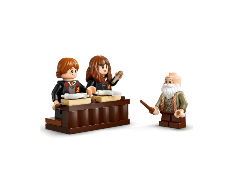 LEGO® Harry Potter™ Hogwarts™ Dvorac: Učionica čari (76442)