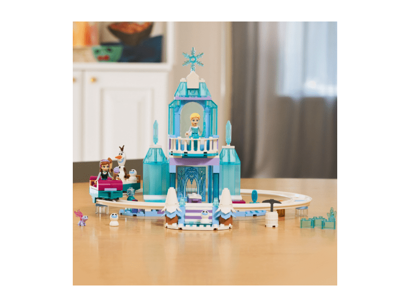LEGO® Disney Jégvarázs Elsa jégkastélya és szánkós kalandjai (43281)