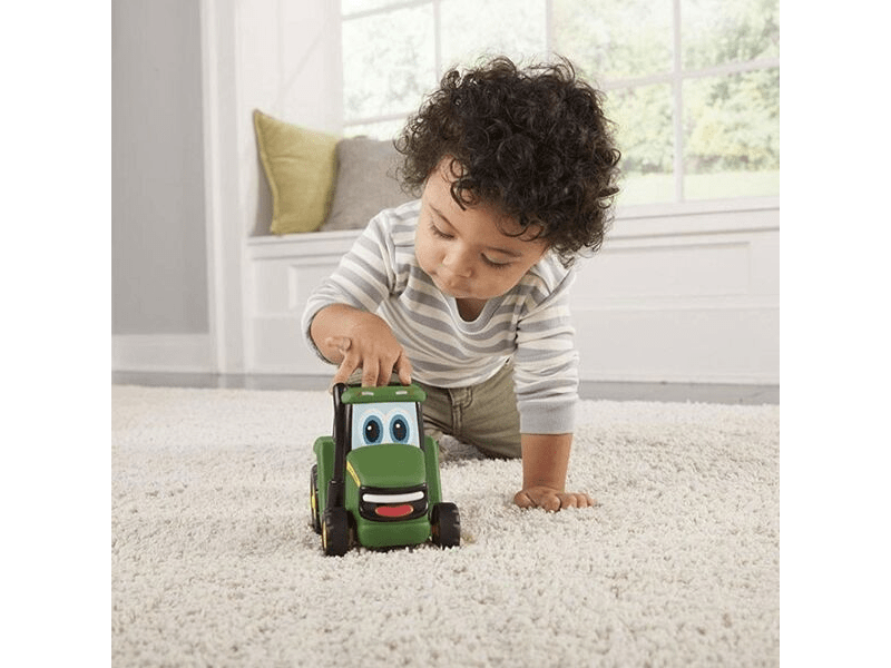 Tomy: Guruló Johnny traktor