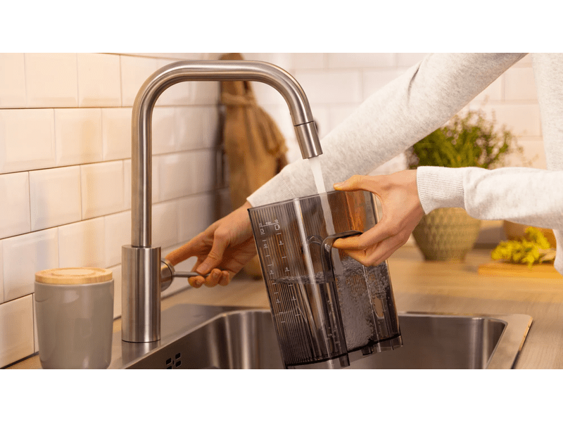 Bosch aparat za kavu MyMoment, crni (TKA2M113)