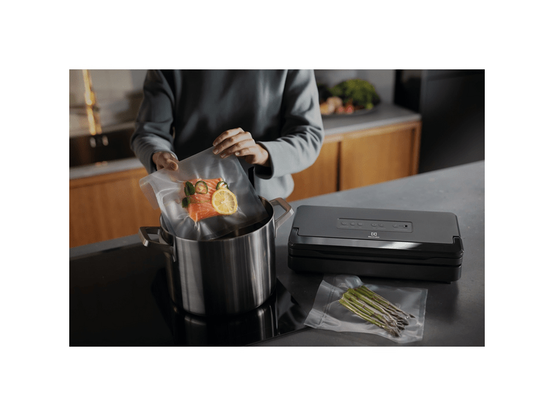 Electrolux E6VS1-6AG uređaj za vakuum folije