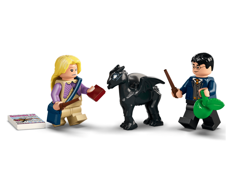 LEGO® Harry Potter™ Roxfort™ hintó és thesztrálok (76400)