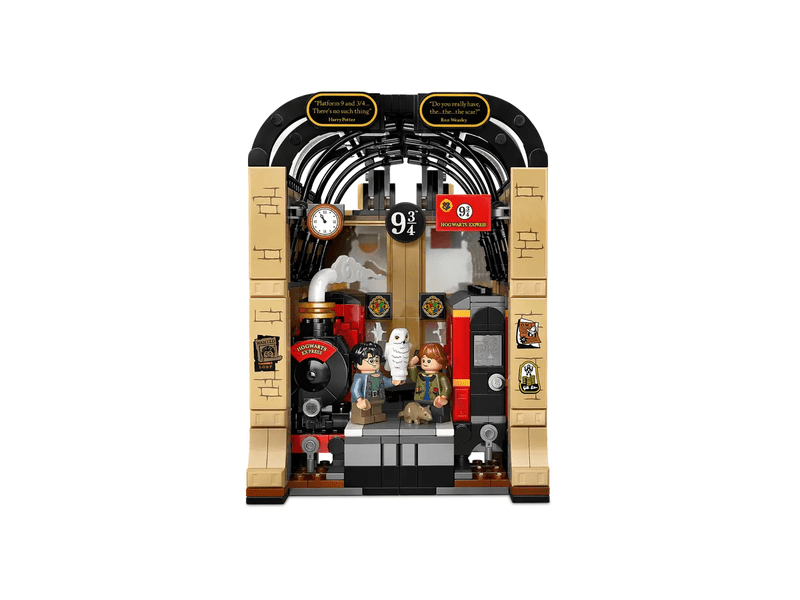 LEGO® Harry Potter™ Kutak za knjige: Hogwarts™ Express (76450)
