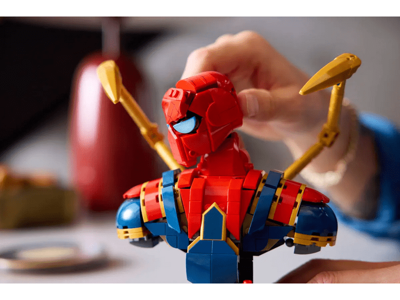 LEGO® Marvel Vas Pókember mellszobor (76326)