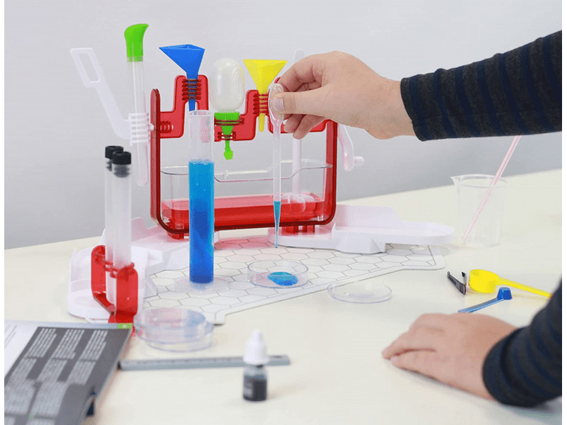 Buki 8364 Kémiai labor 200 kísérlettel