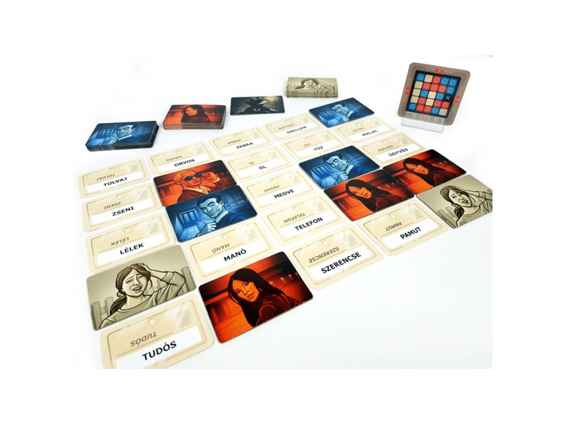 Fedőnevek társasjáték (32252)