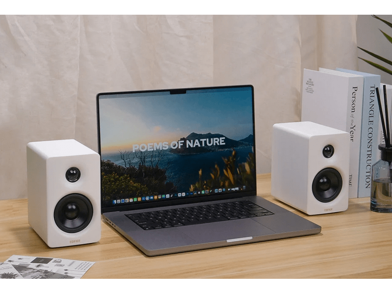 Edifier M60 2.0 hangszóró, fehér