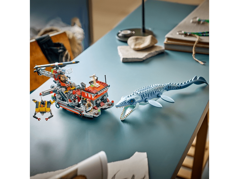 LEGO® Jurassic World A mosasaurus támadása (77983)