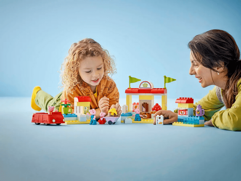 LEGO® DUPLO® Peppa Pig u trgovini (10434)