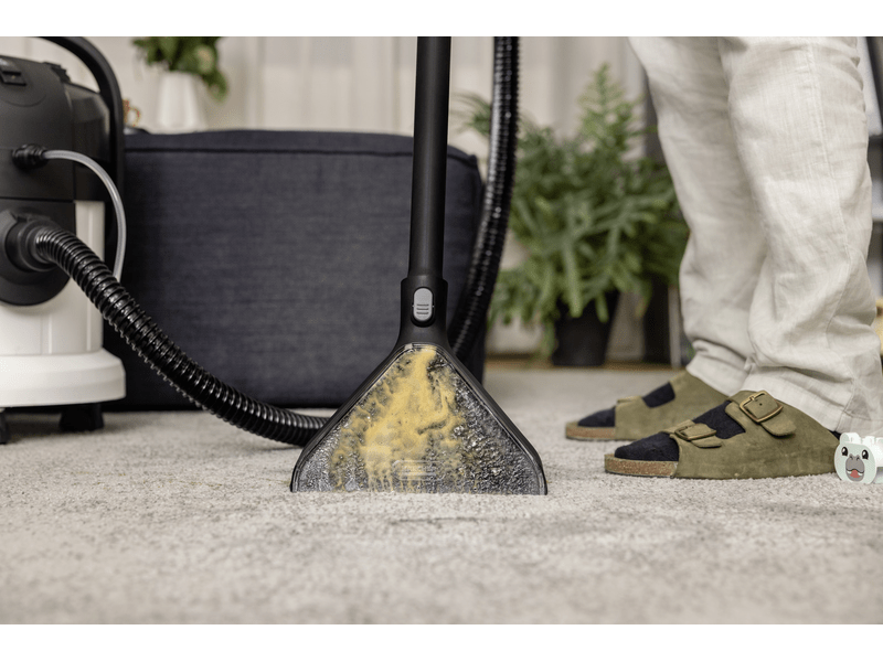 Karcher SE 4 szőnyeg- és kárpittisztító, fehér (1.081-150.0)