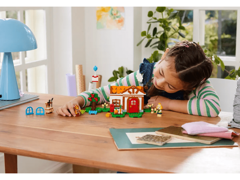 LEGO® Animal Crossing™ Isabelle posjećuje (77049)