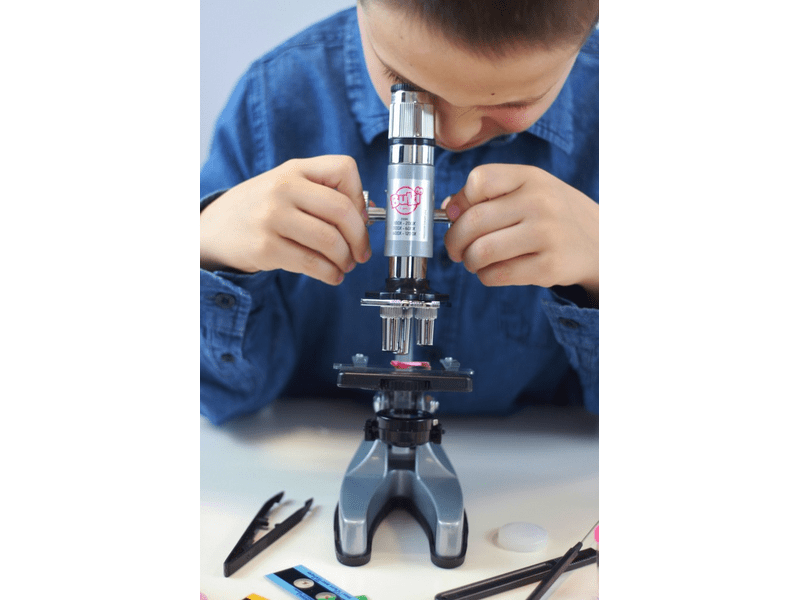 Buki MS907B Mikroszkóp, 30 kísérlettel