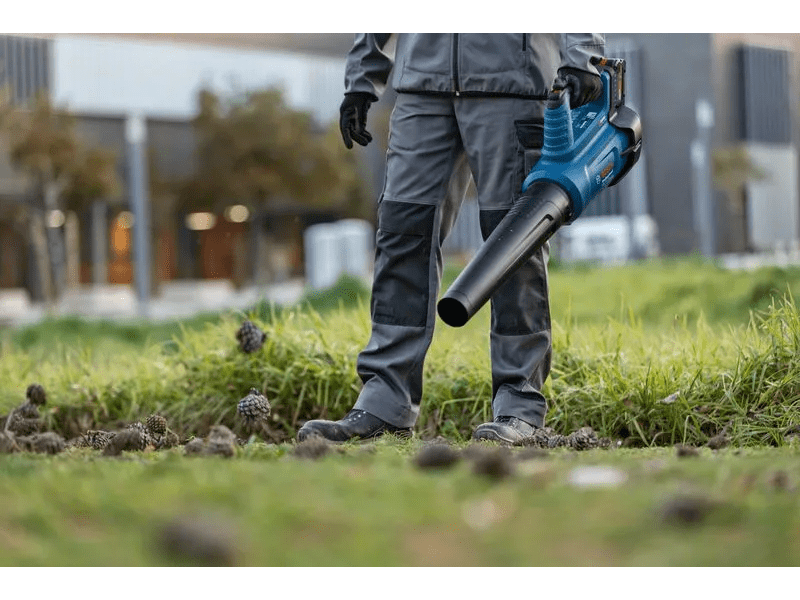 Bosch GBL 18V-750 Akkus fúvókészülék (akku és töltő nélkül) (06008D2000)