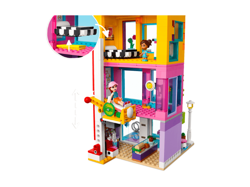 LEGO® Friends Fő utcai épület (41704)