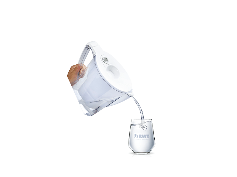 BWT AQUAlizer Home 2,7 L kancsó manuális fehér + 1MMW szűrőbetét + bWater üvegkulacs (125626883)