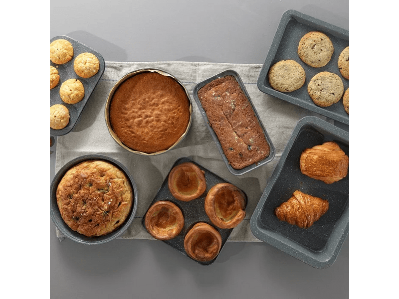 Salter Marblestone Tapadásmentes, szénacél kerek tepsi, 24cm (BW02777G3)