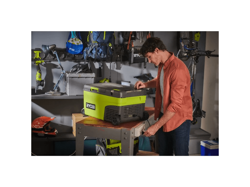 Ryobi RY18CB23A-0 One Plus Akkus hűtőláda, 18V, 23l