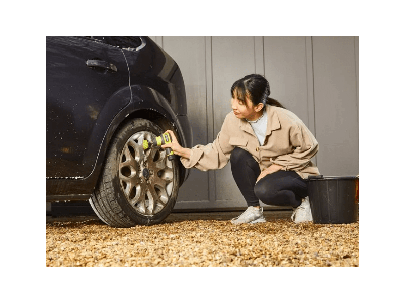 Ryobi RSCR4-120G USB Lithium™ 4V kompaktni čistač za ribanje