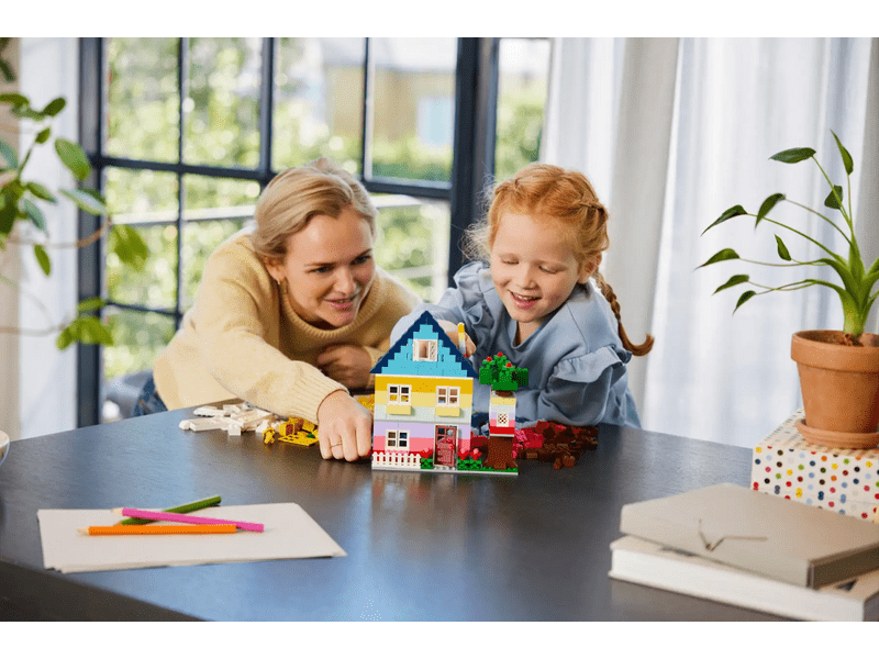 LEGO® Classic Kreatív házak (11035)