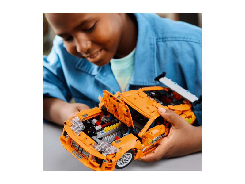 LEGO® Technic Fast and Furious Toyota Supra MK4 (42204)