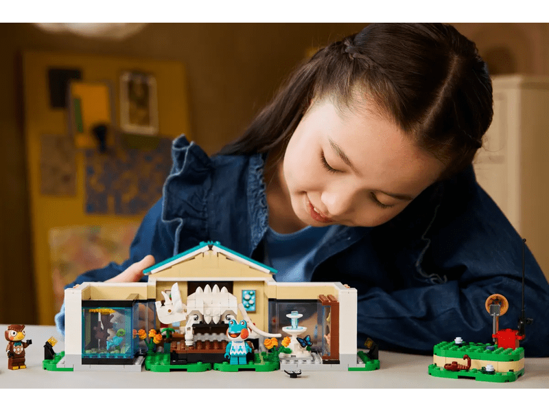 LEGO® Animal Crossing™ Blathersova muzejska kolekcija (77056)