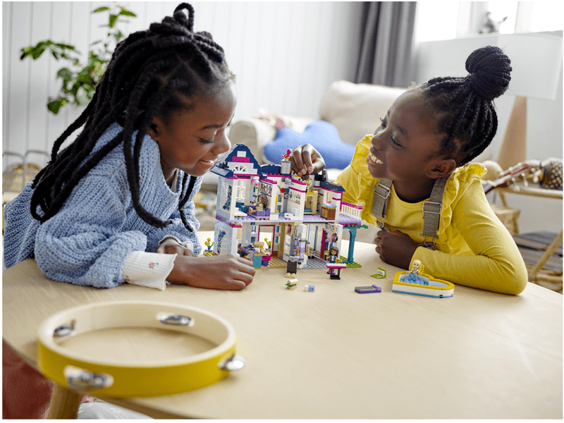 LEGO® Friends Andrea családi háza (41449)