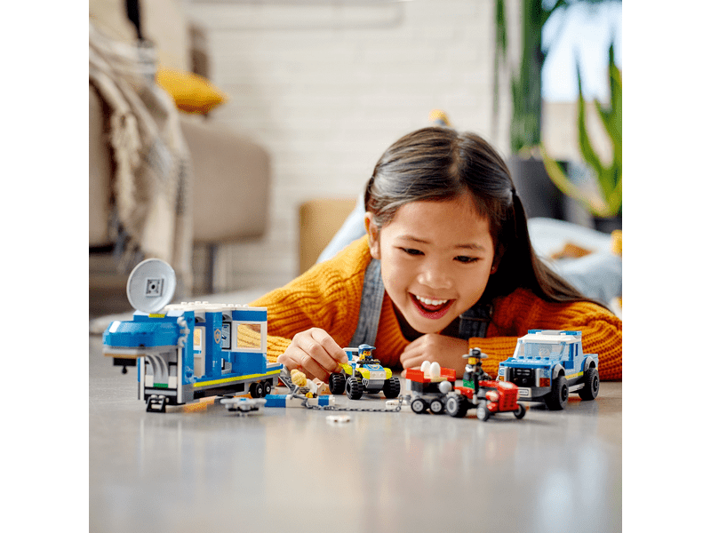 LEGO® City Rendőrségi mobil parancsnoki kamion (60315)