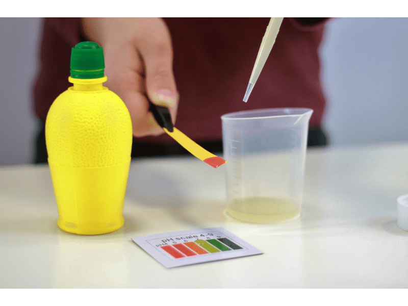 Buki 8360 Kémiai labor 150 kísérlettel