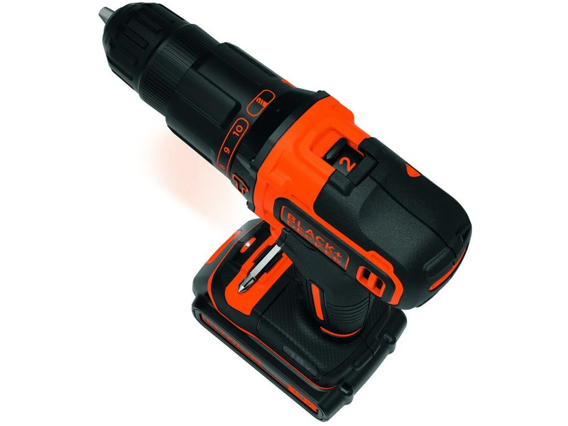 Black+Decker BDCHD18K1B2-QW ütvefúró/csavarozó, 400 mA töltő, 2 akkumulátor, koffer