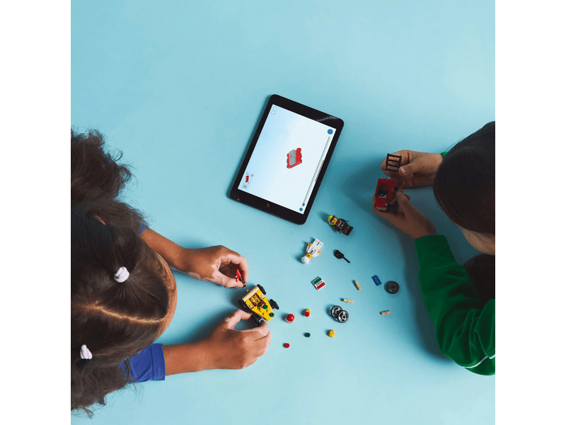 LEGO® City Pizza Truck vs. vatrogasno vozilo, paket trkaćih automobila (60458)