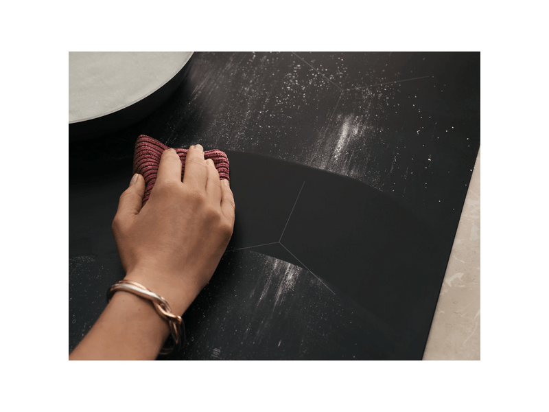 Electrolux EIS62453IT Indukciós főzőlap, Saphirmatt® SE