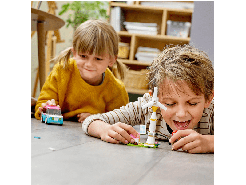 LEGO® Friends Olivia elektromos autója (41443)