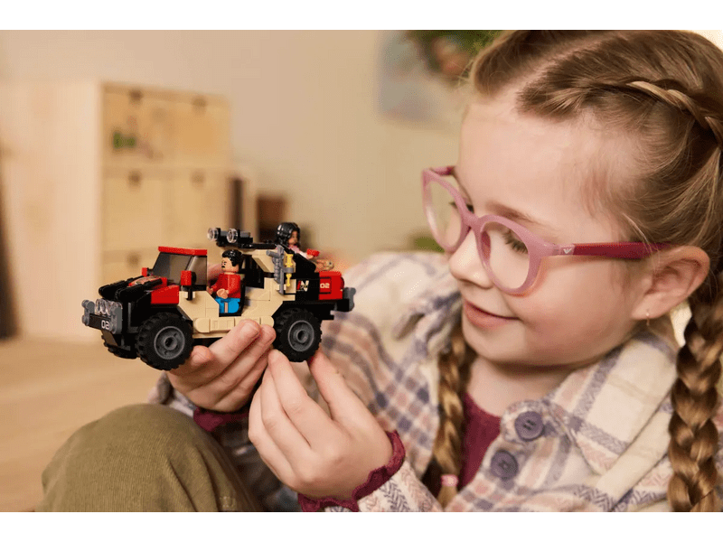 LEGO® Jurassic World™ Terepjárós menekülés a raptor elől (76972)