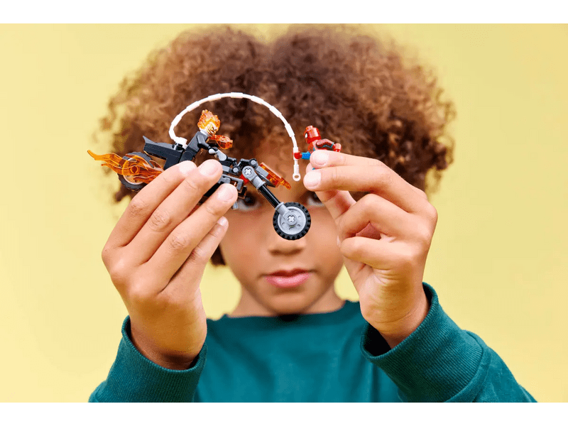 LEGO® Marvel Pókember a motoros Szellemlovas ellen (76335)