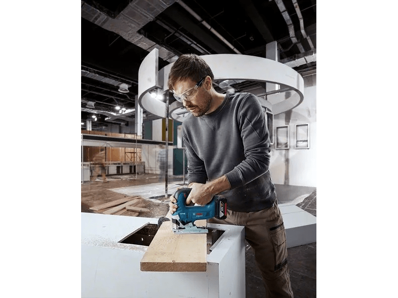 Bosch GST 185-LI akumulatorska ubodna pila