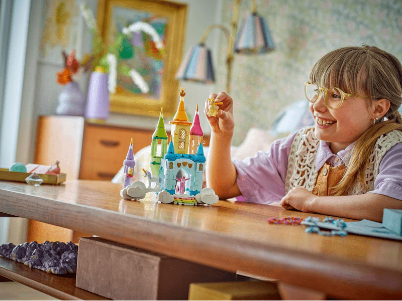 LEGO® Creator 3 az 1-ben Egyszarvúak kastélya (31175)