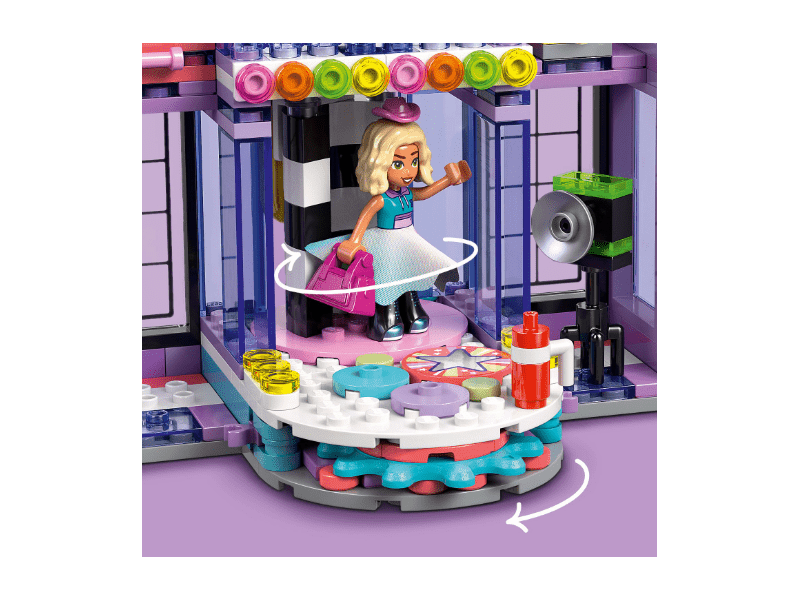 LEGO® Friends Divatbemutató Heartlake Cityben (42685)