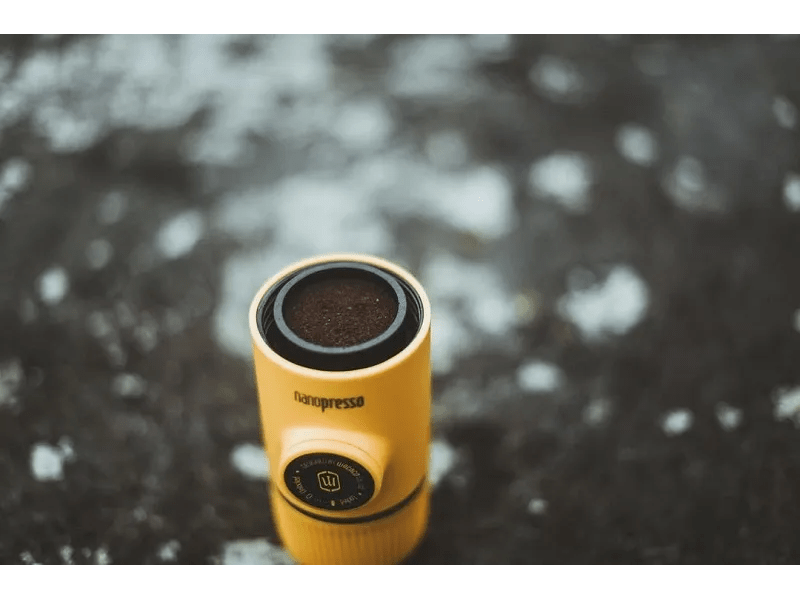 Wacaco Nanopresso Petrol hordozható kávéfőző, Sárga