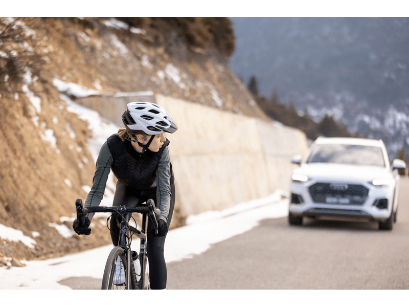 Shokz OpenSwim Pro Bluetooth fülhallgató, szürke (S711-ST-GY)