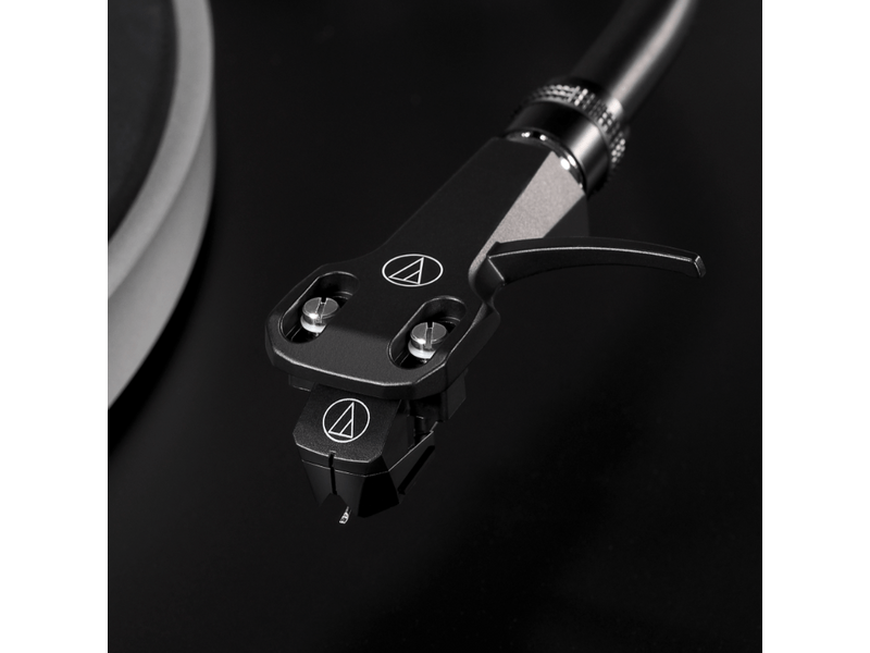 Audio-Technica AT-LP5X Direct-drive Lemezjátszó