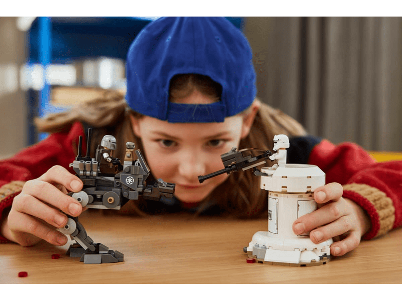 LEGO® Star Wars: A Mandalóri és Grogu™ AT-RT támadás (75444)