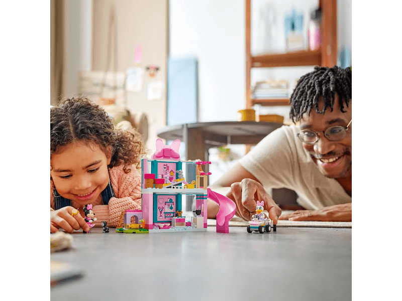 LEGO® Disney Minnie pansion za kućne ljubimce (43274)