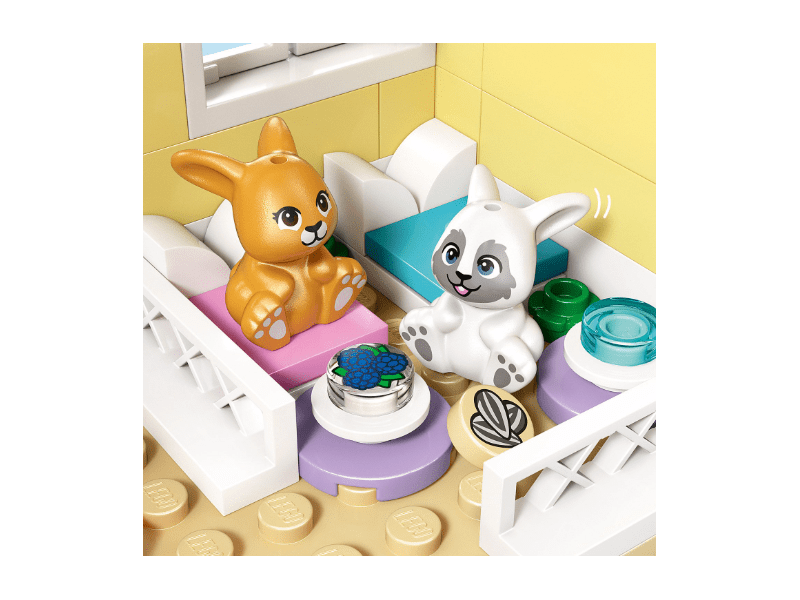 LEGO® Friends Heartlake City nyuszipanzió (42679)