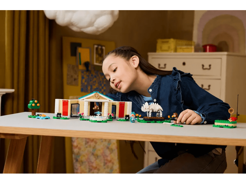 LEGO® Animal Crossing™ Blathersova muzejska kolekcija (77056)