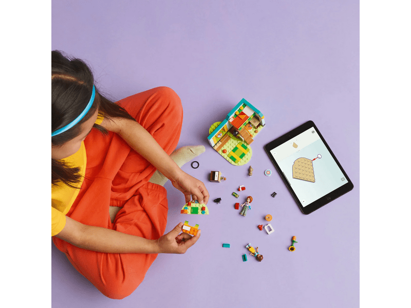 LEGO® Friends Auttumn soba (42646)
