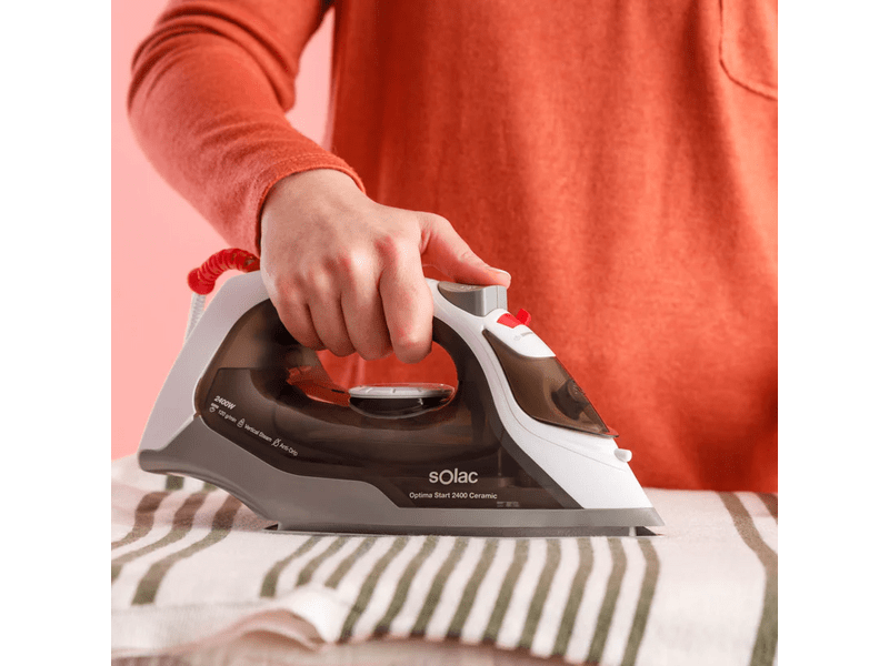 Solac PV2400 glačalo na paru