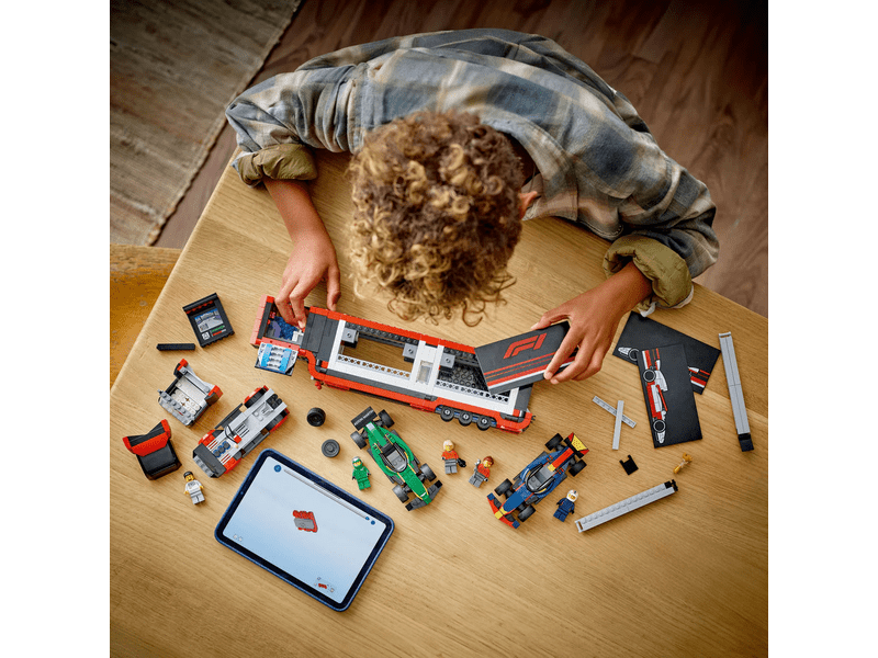 LEGO® City F1® kamion s RB20 i AMR24 F1® automobilima (60445)